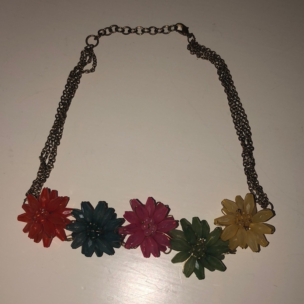 Francesca’s Multicolored Flower Necklace